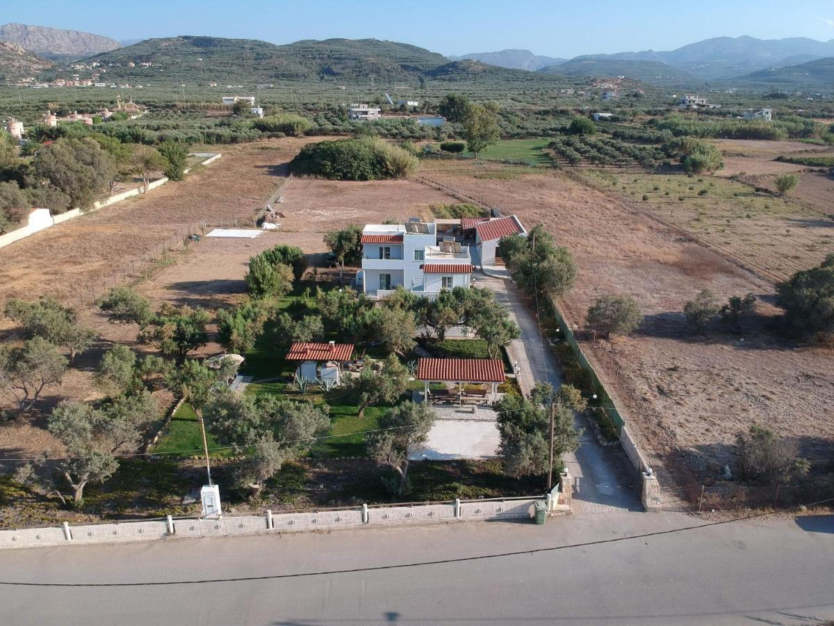 Zefyros Apartments&House Kíssamos Buitenkant foto